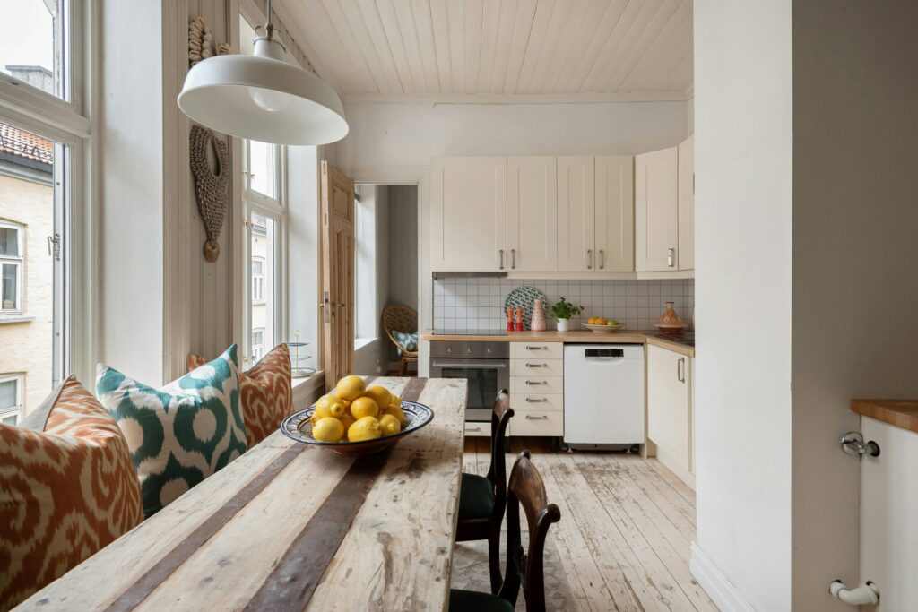 cozy breakfast nook