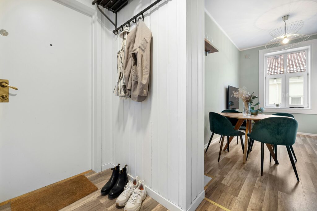 Hooks for Extra Storage