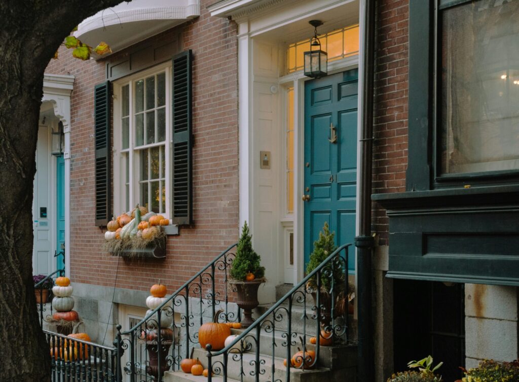 Mini Pumpkin Pathway